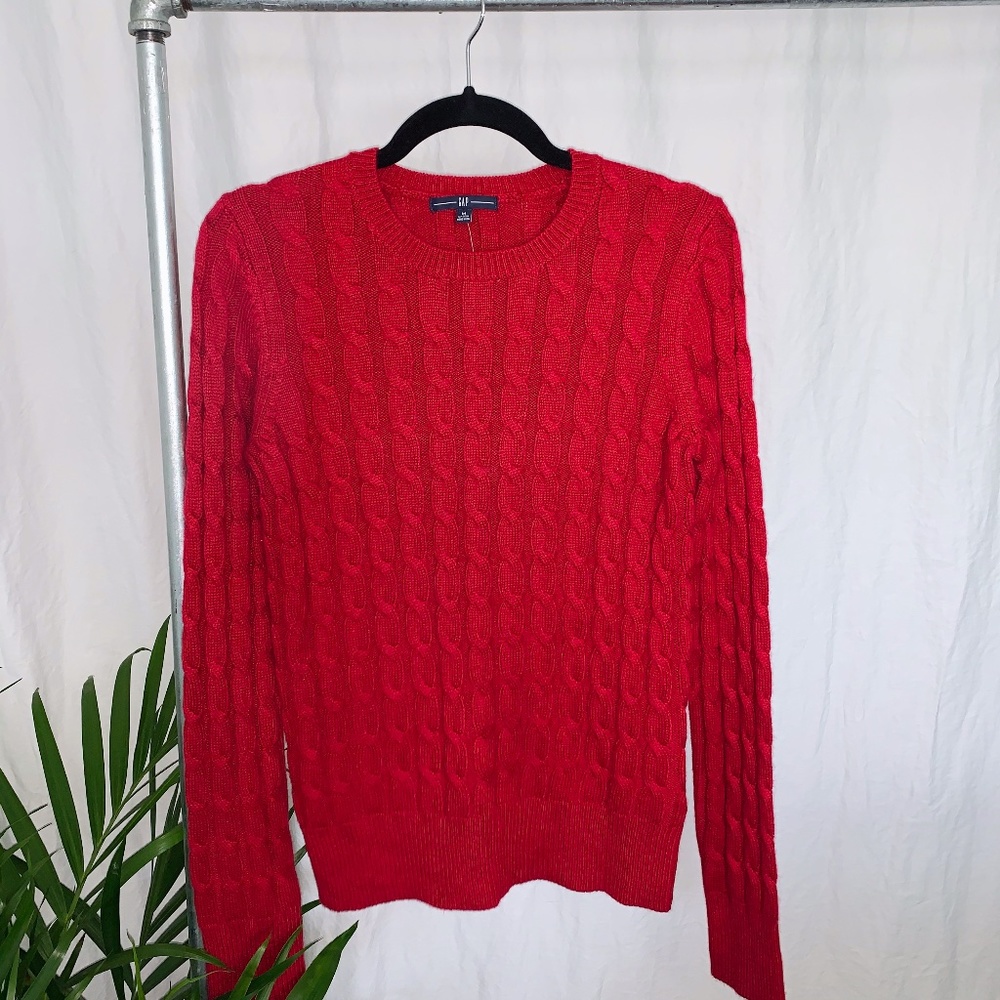 🔥Brand New🔥GAP sweater still with tags